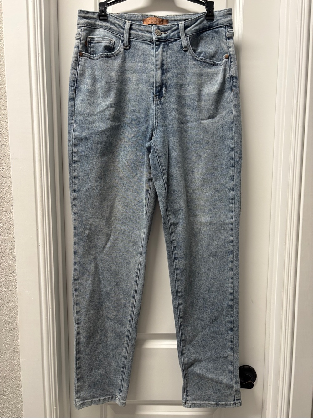 Judy Blue Light Blue Straight Leg Jeans
